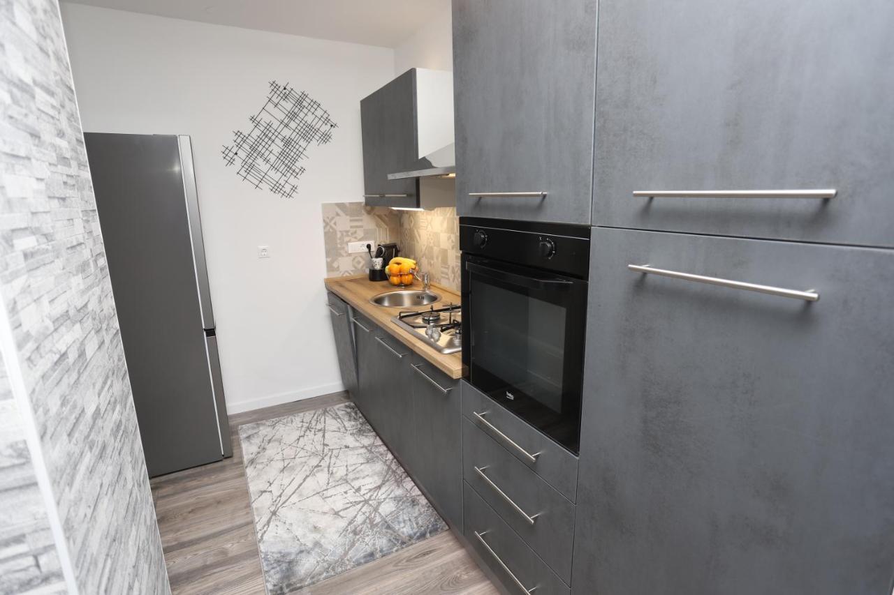 פורץ Apartman Perla Deluxe מראה חיצוני תמונה