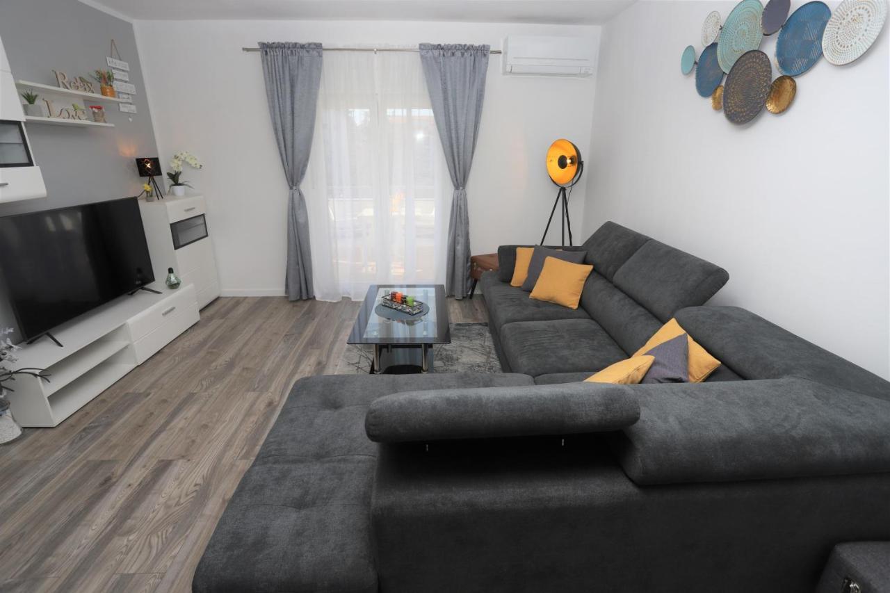 פורץ Apartman Perla Deluxe מראה חיצוני תמונה