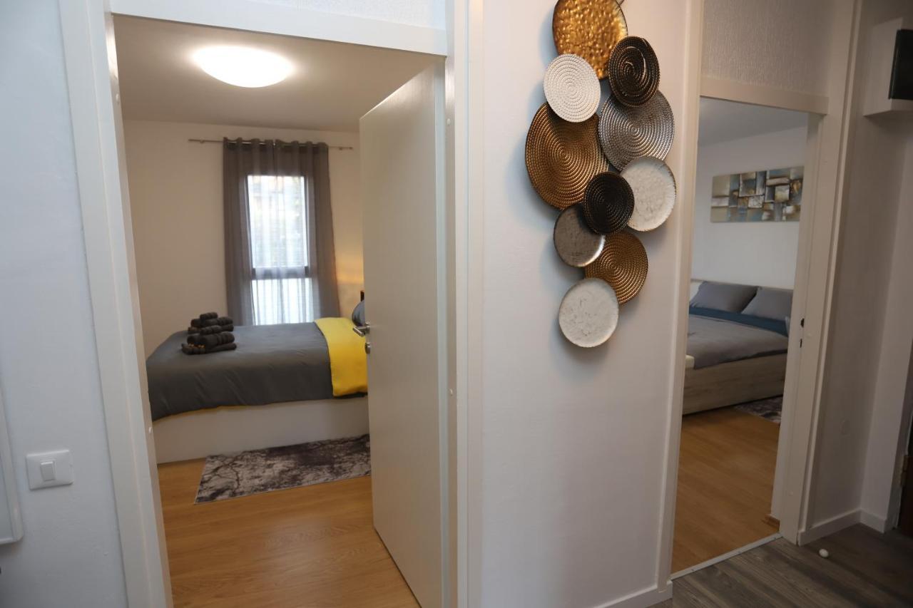 פורץ Apartman Perla Deluxe מראה חיצוני תמונה