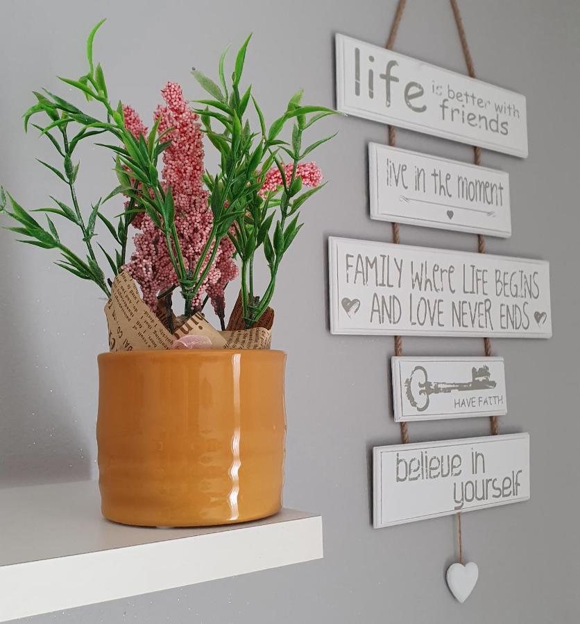 פורץ Apartman Perla Deluxe מראה חיצוני תמונה