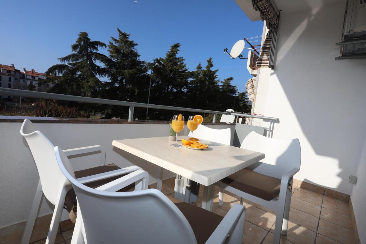 פורץ Apartman Perla Deluxe מראה חיצוני תמונה